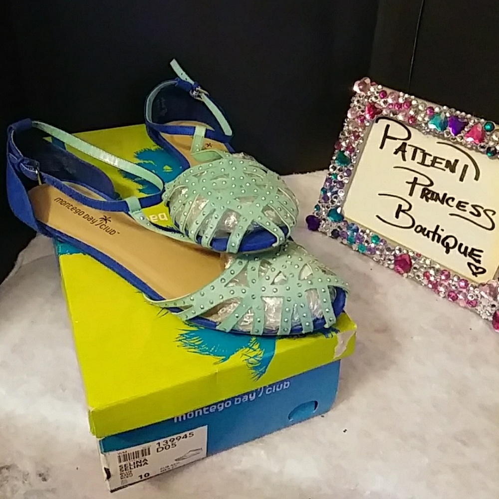 Women's flats